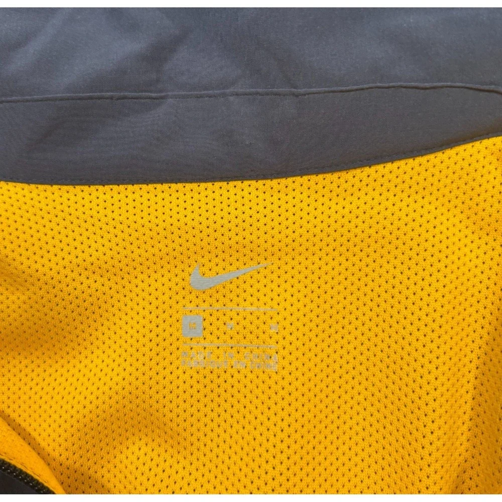 Nike West Virginia Mountaineers Jacket Mens M Full Zip Blue Embroidered On Field